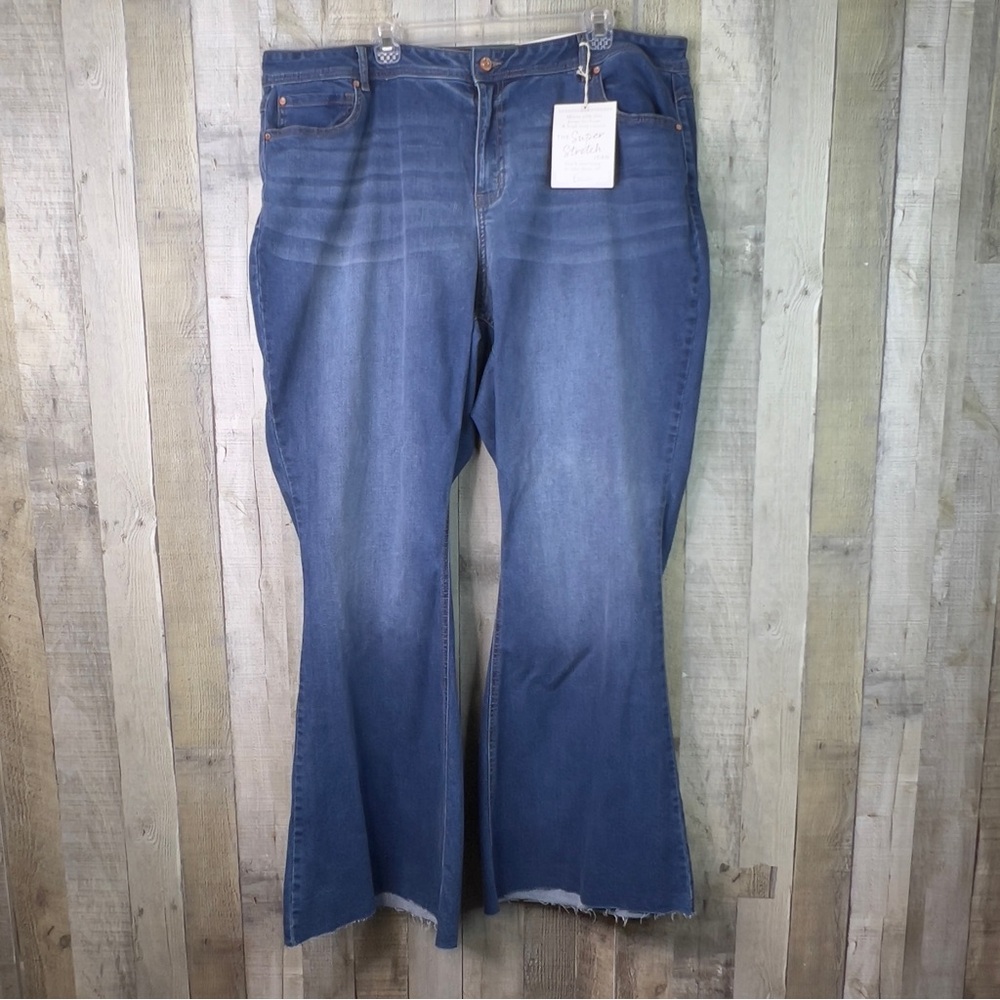 C Denim 1946 Flare Hi RiseSize 22W Raw Hem Blue Jeans Sits At The Waist